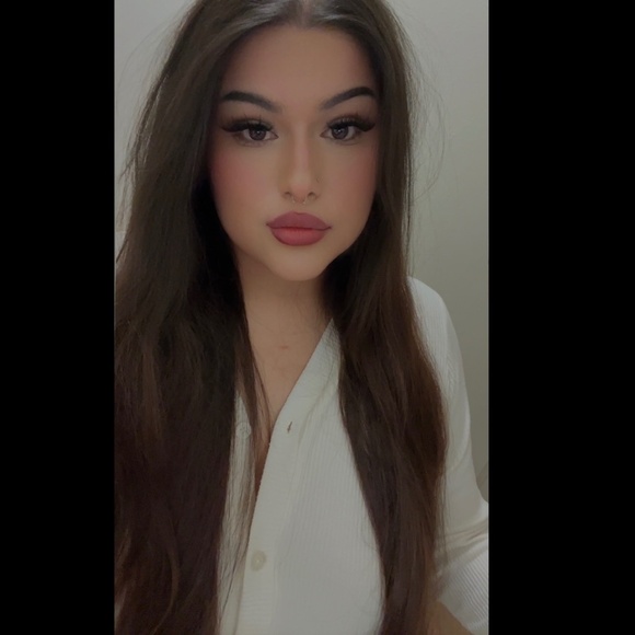 Meet your Posher, Bambi - Picture 1 of 1